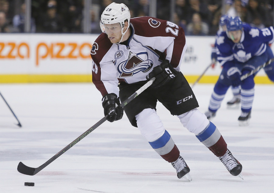 Nathan MacKinnon wants a long-term extension