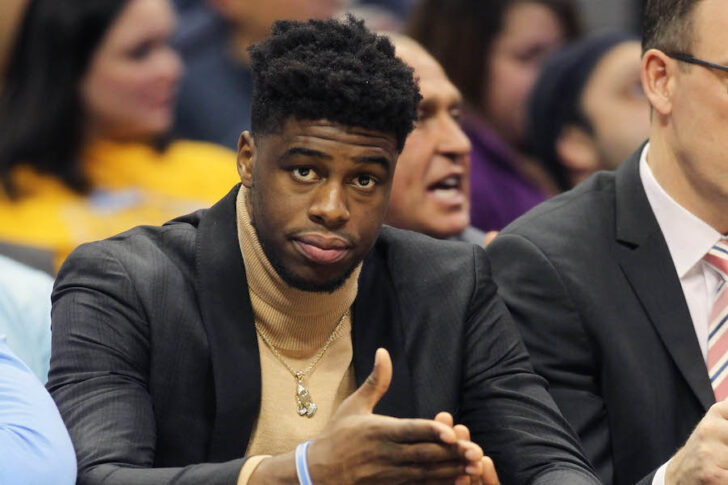 fire under Emmanuel Mudiay