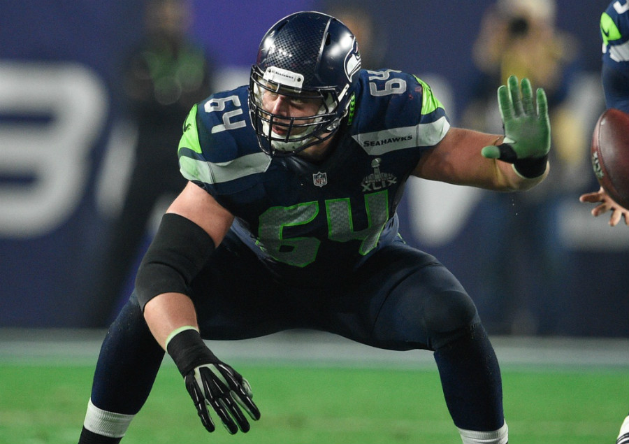 Denver Broncos interested in J.R. Sweezy