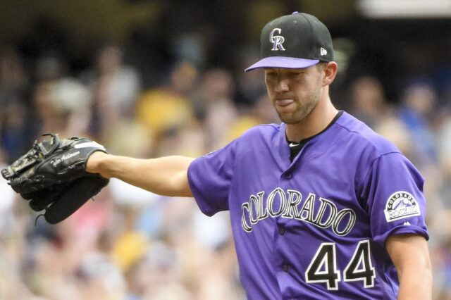 Tyler Anderson, dejected after his terrible start. Credit: Benny Sieu, USA TODAY Sports.