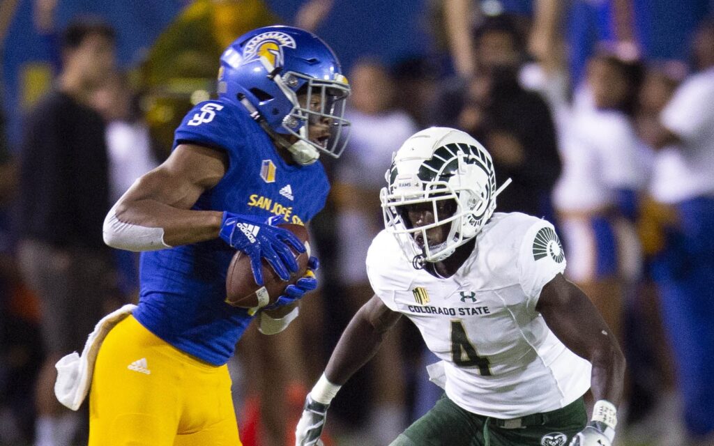 Rashad Ajayi lines up a tackle. Credit: D. Ross Cameron, USA TODAY Sports.