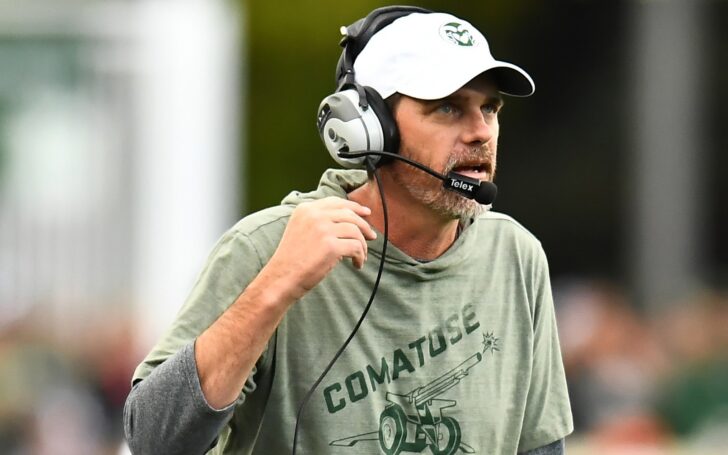 Mike Bobo wearing his Comatose shirt. Credit: Ron Chenoy, USA TODAY Sports.