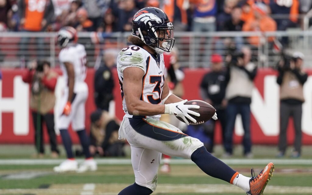 Phillip Lindsay touchdown vs. San Francisco. Credit: Stan Szeto, USA TODAY Sports.