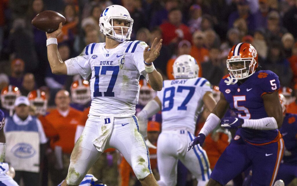 Daniel Jones. Credit: Joshua S. Kelly, USA TODAY Sports.