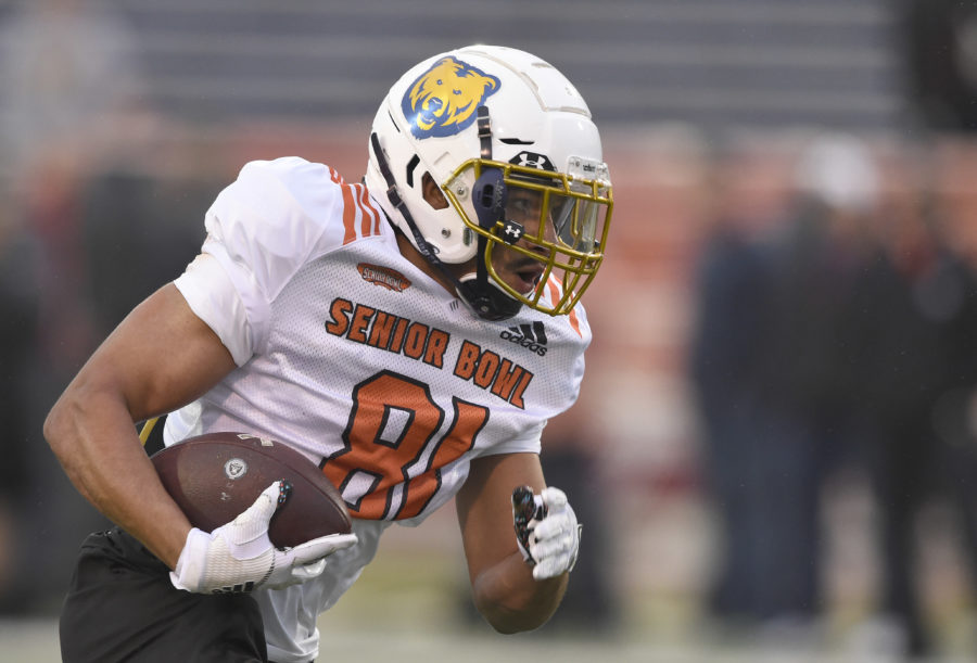 North wide receiver Alex Wesley of Northern Colorado (81) carries the ball during the North squad 2019 Senior Bowl practice at Ladd-Peebles Stadium.