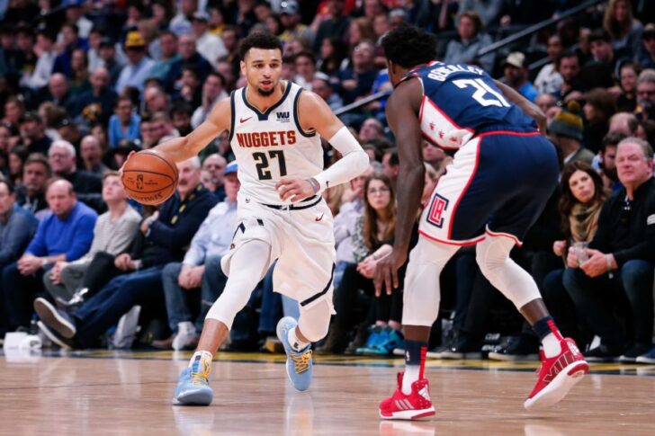 Los Angeles Clippers guard Patrick Beverley (21) guards Denver Nuggets guard Jamal Murray (27) in the second quarter at the Pepsi Center.