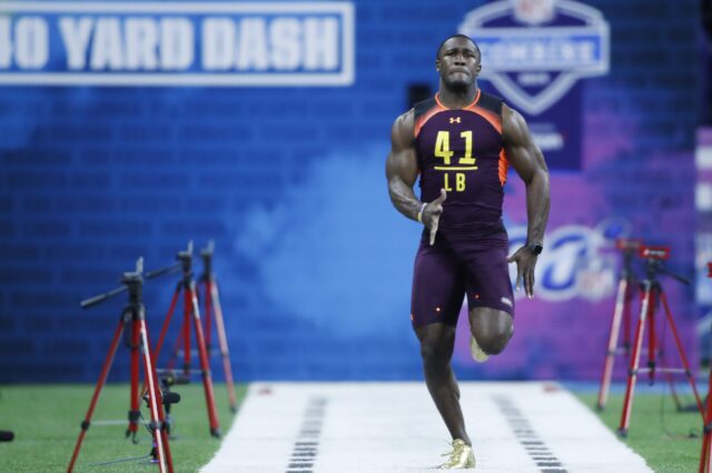 Devin White, running his 4.42 40-yard dash. Credit: Brian Spurlock, USA TODAY Sports.