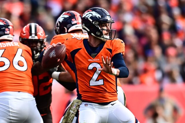 Brandon Allen throws against the Browns in his NFL debut. Credit: Ron Chenoy, USA TODAY Sports.