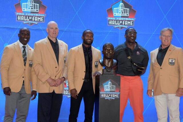 Shannon Sharpe and other Broncos Hall of Famers at Champ Bailey's induction. Credit: Kirby Lee, USA TODAY Sports.