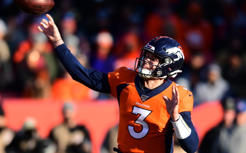 Drew Lock throws deep. Credit: Ron Chenoy, USA TODAY Sports.