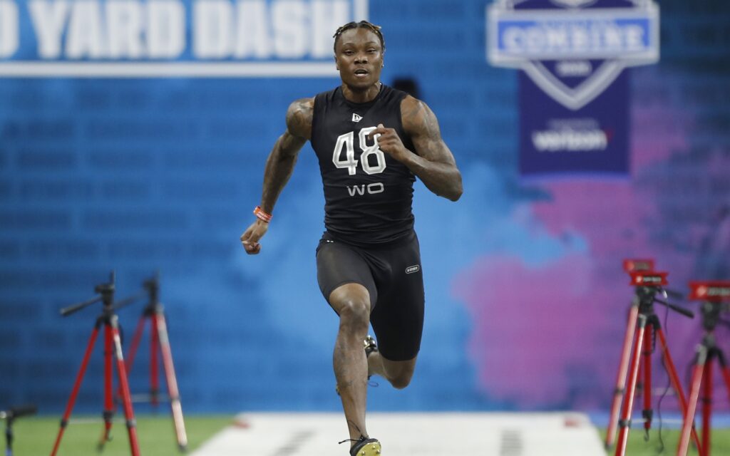 Henry Ruggs runs the 40-yard dash. Credit: Brian Spurlock, USA TODAY Sports.