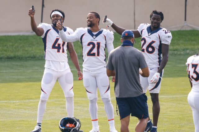 Da'Vante Bausby (left) and Isaac Yiadom (right) are in a battle behind AJ Bouye (center) for the No. 3 CB position.