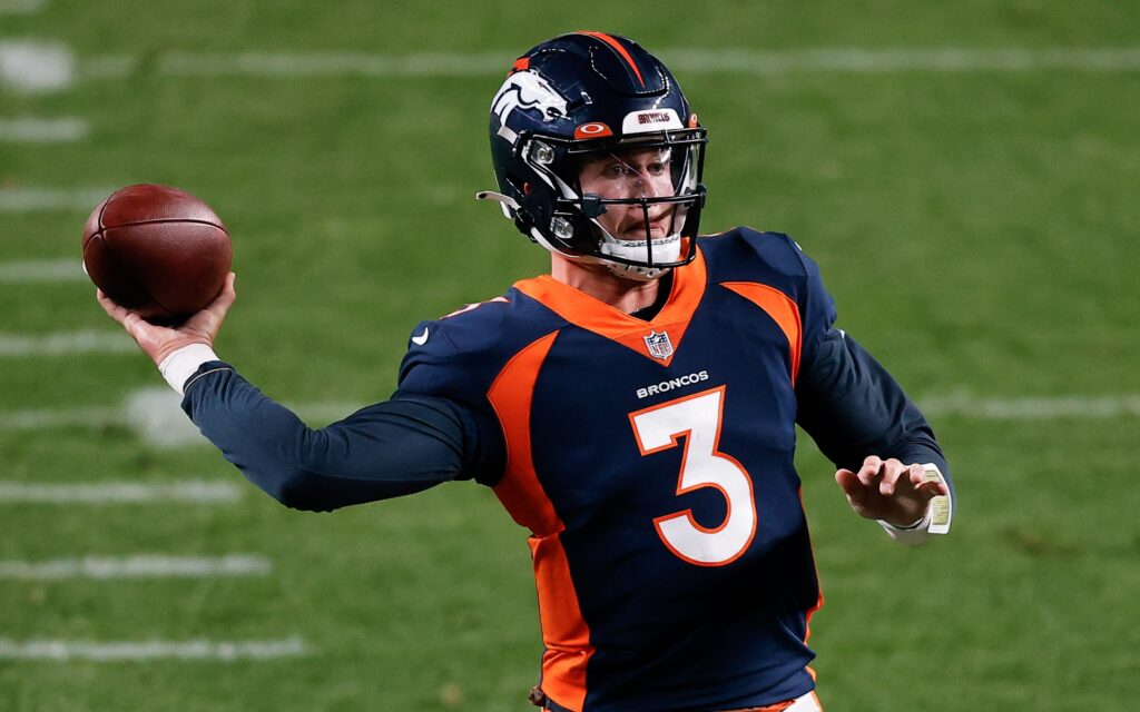 Drew Lock throws sidearm. Credit: Isaiah J. Downing, USA TODAY Sports.