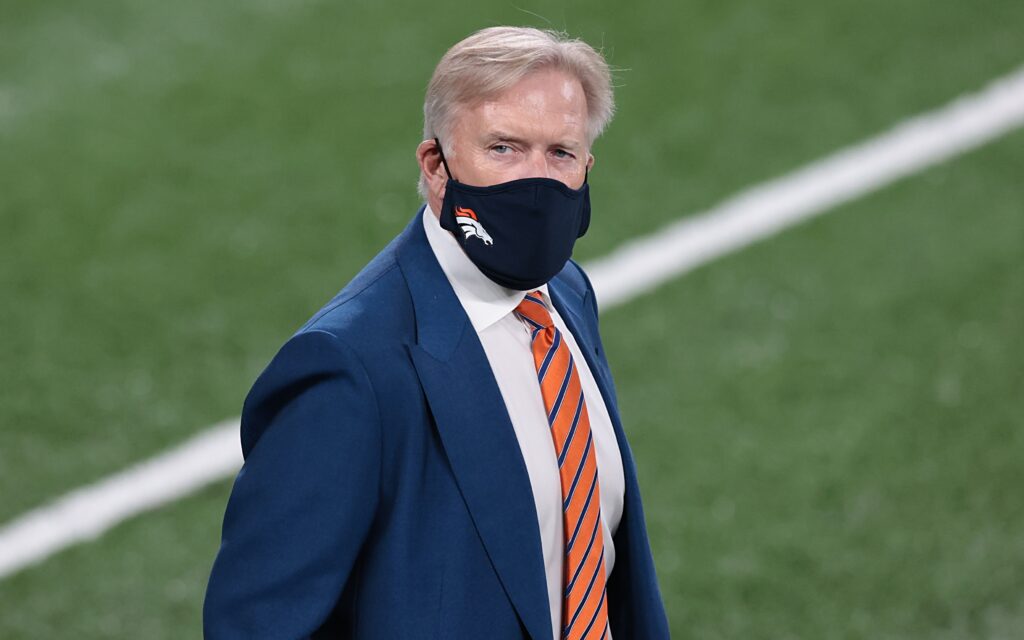 John Elway. Credit: Vincent Carchietta, USA TODAY Sports.