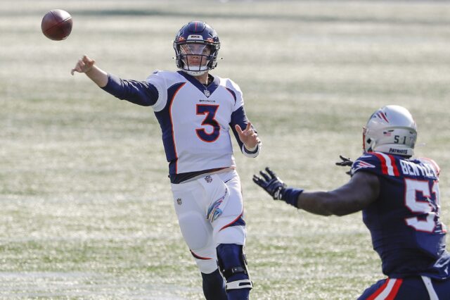 Drew Lock throws off-balance, like he does too often. Credit: Winslow Townson, USA TODAY Sports.