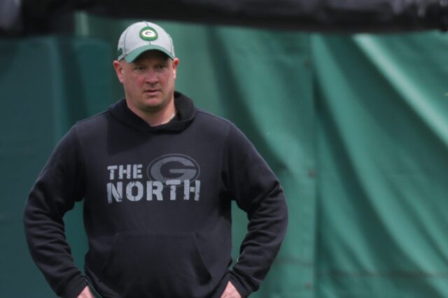 Nathaniel Hackett watches Green Bay Practice. Credit: Mark Hoffman.