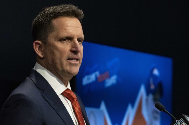 George Paton at Nathaniel Hackett hiring press conference. Credit: John Leyba, USA TODAY Sports.