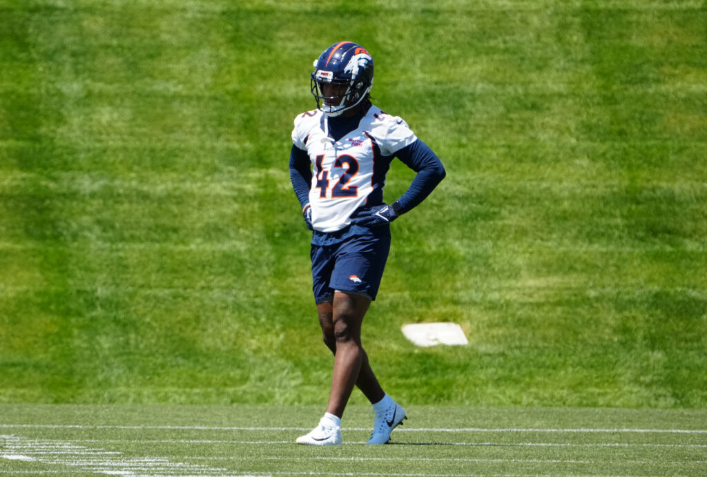 Denver Bronco outside line backer Nik Bonitto (42) during rookie mini camp drills at UCHealth Training Center.