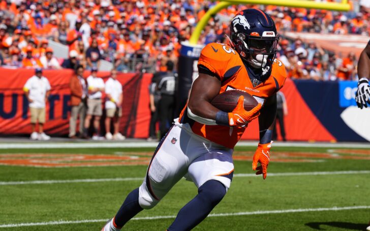 Javonte Williams carries in the win against the Houston Texans on Sunday, Sept. 18 2022. Credit: Ron Chenoy, USA TODAY Sports.