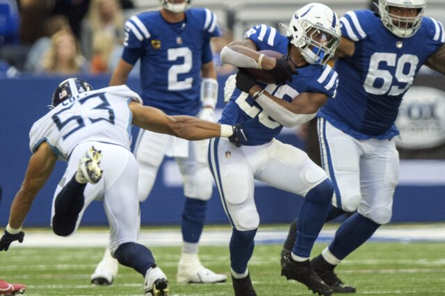 Jonathan Taylor makes a player miss on Sunday. Credit: Marc Lebryk, USA TODAY Sports.