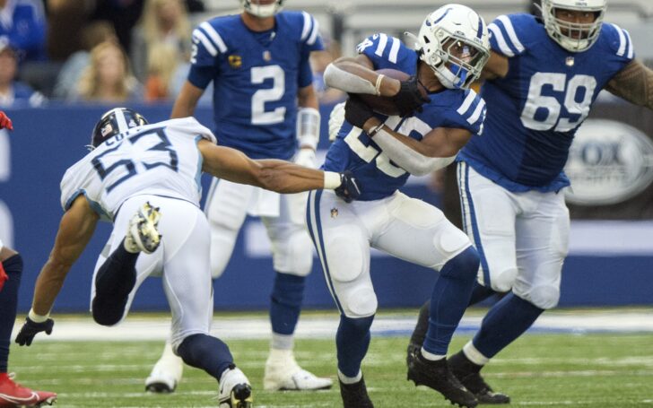 Jonathan Taylor makes a player miss on Sunday. Credit: Marc Lebryk, USA TODAY Sports.