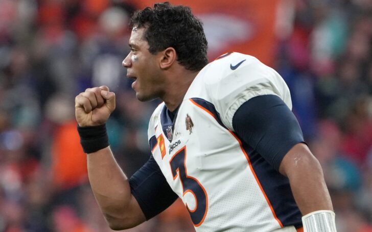 Russell Wilson celebrates a win in London over the Jaguars. Credit: Kirby Lee, USA TODAY Sports.