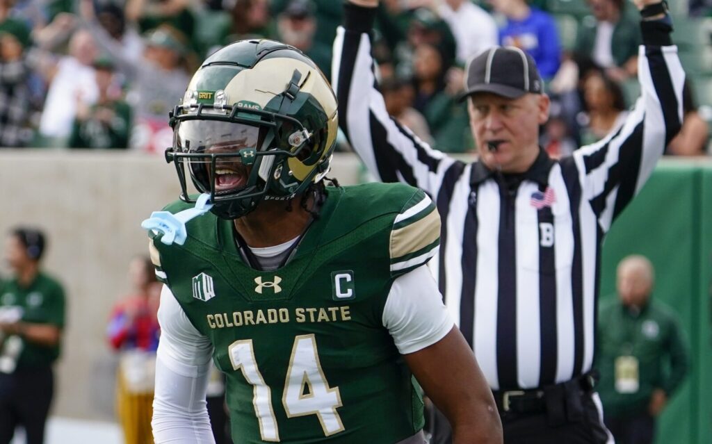 Tory Horton celebrates his touchdown. Credit: Michael Madrid, USA TODAY Sports.