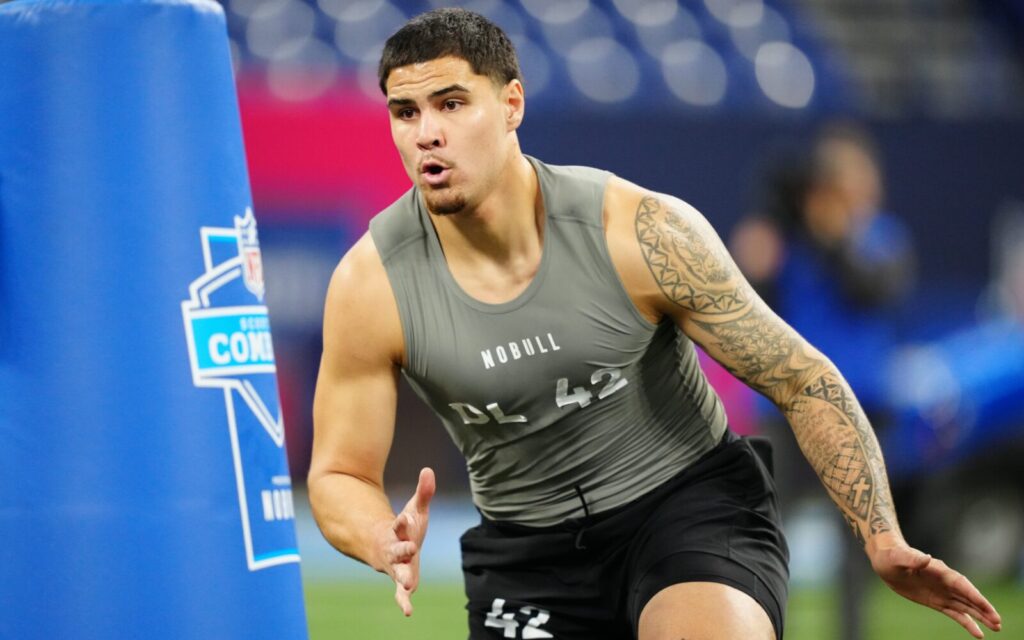 Laiatu Latu at the NFL Combine.