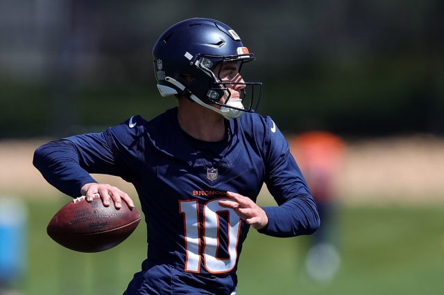 Bo Nix in OTAs.