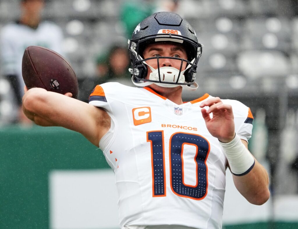 NFL: Denver Broncos at New York Jets