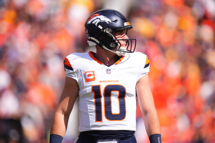 Denver Broncos quarterback Bo Nix during the first quarter against the Pittsburgh Steelers at Empower Field at Mile High.