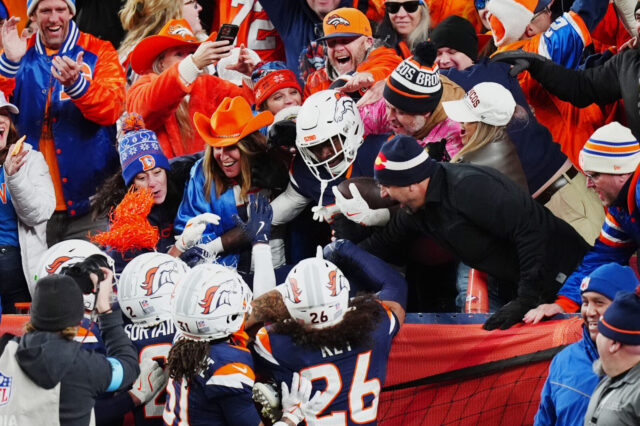 NFL: Cleveland Browns at Denver Broncos