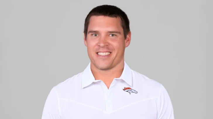 Denver Broncos DB coach Jim Leonhard