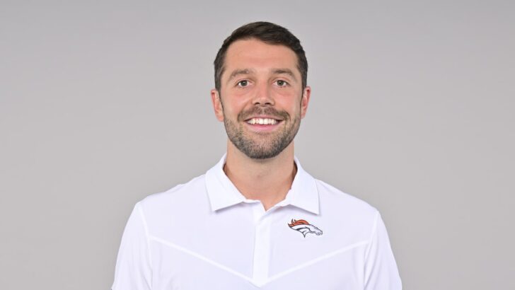 Denver Broncos: TE Coach Declan Doyle